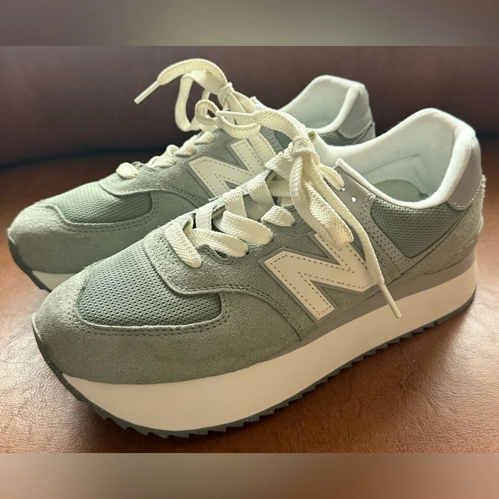 New Balance 574+ Women’s 10 Juniper Green Platform Sneakers WL574ZSG EUC - Picture 4 of 10